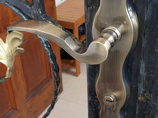 HDB Main Gate Key Replacement Service