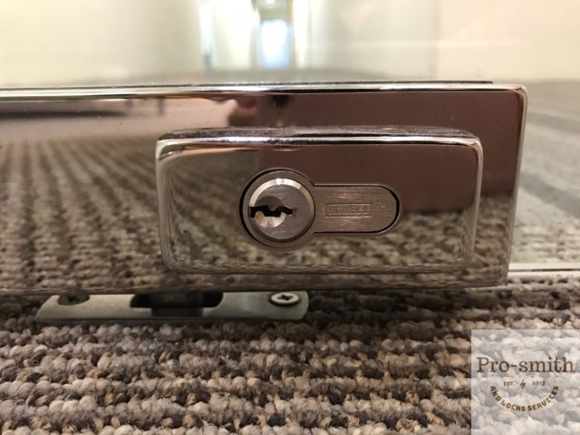 Singapore Office Glass Door Lock Replacement Service